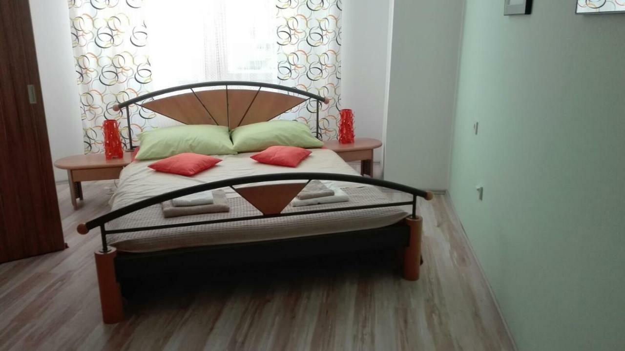 פולה Apartments Olivia מראה חיצוני תמונה